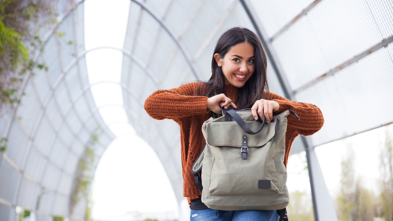 How to Organize a Personal Item Bag